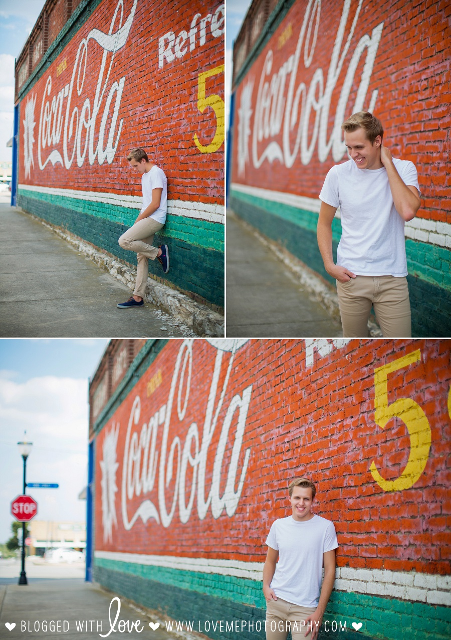 Fall senior portrait session by Dallas-Fort Worth senior photographer Love, Me Photography