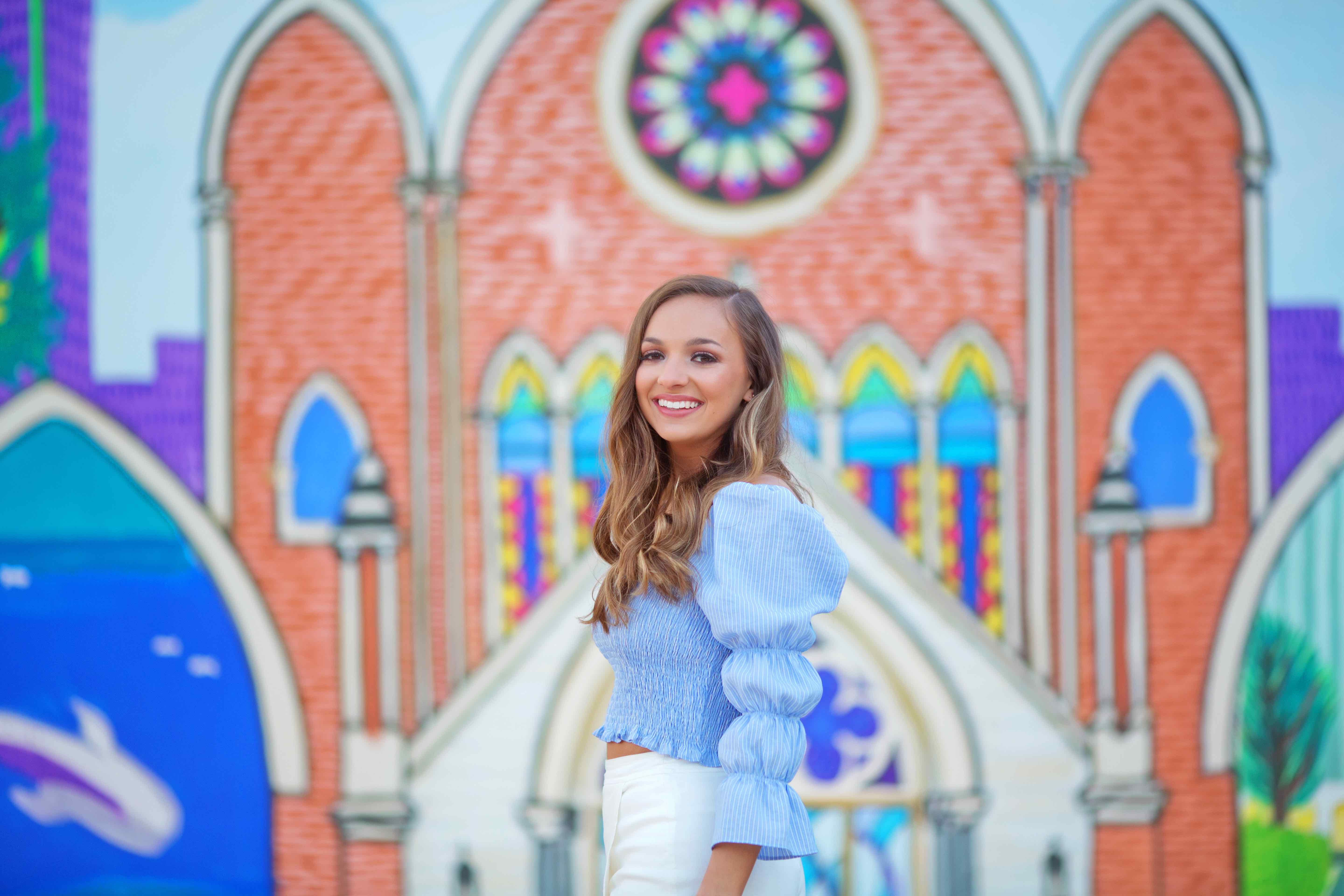 Ellie’s Senior Session in the Dallas Arts District | Byron Nelson High School Class of 2019